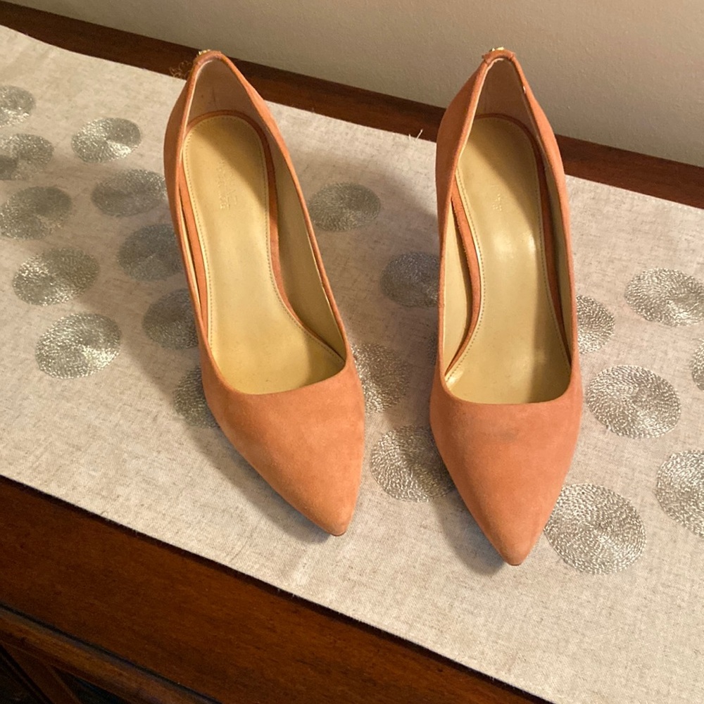 Michael Kors suede pumps